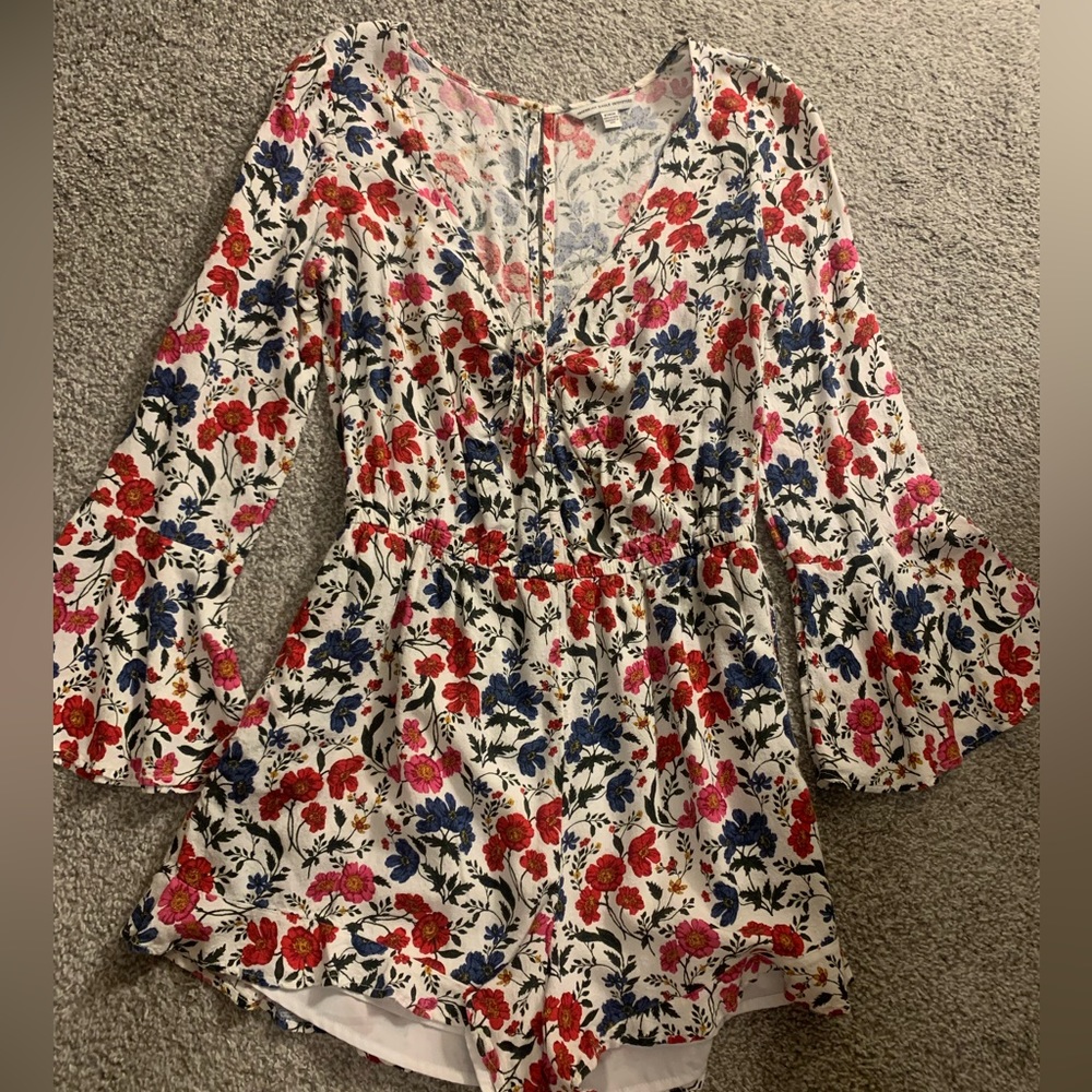 American Eagle Bell Sleeve Floral Romper